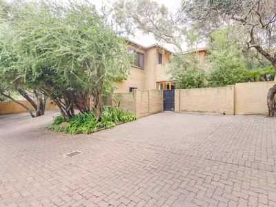 Townhouse For Sale in Olivedale