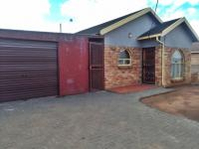 2 Bedroom House for Sale For Sale in Bloemside - MR558795 -