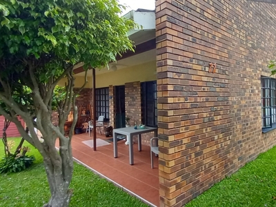 2 Bedroom Townhouse For Sale In Margate
