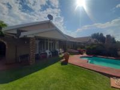 4 Bedroom House for Sale For Sale in Parys - MR554614 - MyRo