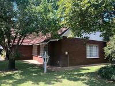 6 Bedroom House for Sale For Sale in Parys - MR560725 - MyRo