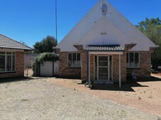 4 bedroom house for sale in stilfontein