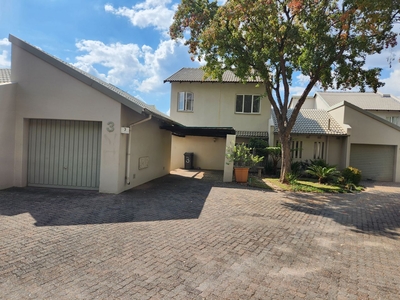 3 Bedroom Cluster To Let in Bryanston - 033 The Outcrop 14 Cedar Street