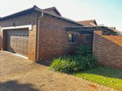 3 Bedroom Simplex to Rent in Pretorius Park - Property to re