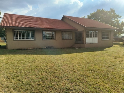4 Bedroom House To Let in Duvha Park