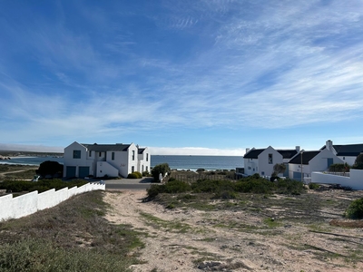 612m² Vacant Land For Sale in Paternoster