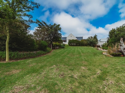 735m² Vacant Land For Sale in Kraaibosch Manor