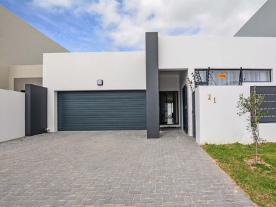 House For Sale in Sandown