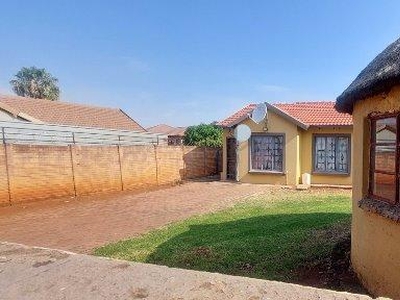 House For Sale in The Orchards