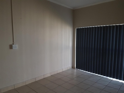 Spacious 2 bedroom unit to let in Valhalla/Centurion