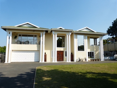 7 Bedroom House For Sale in Mount Edgecombe