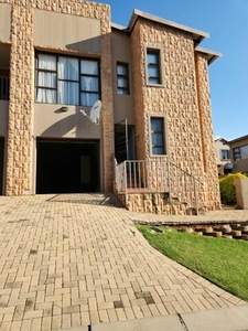 Townhouse For Sale In Cashan, Rustenburg