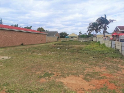 595 m² Land available in Bothasrus