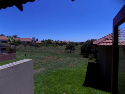 Apartment For Rent In Woodland Hills Wildlife Estate, Bloemfontein