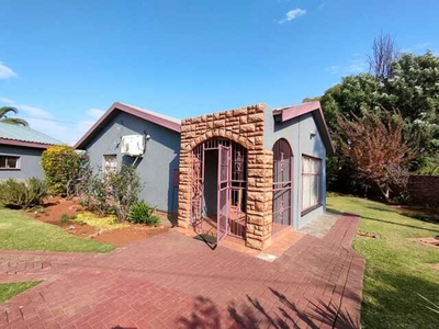 House For Sale In Carters Glen, Kimberley