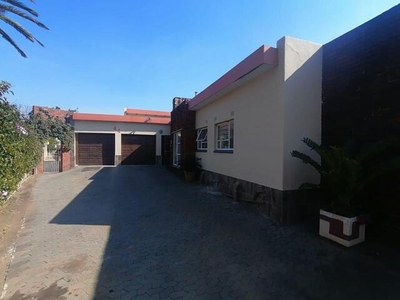 House For Sale In Randhart, Alberton