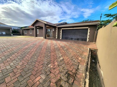 House For Sale In Sunford, Phoenix