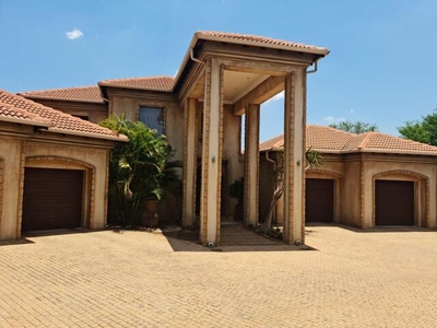 House For Sale In Zambezi Country Estate, Pretoria