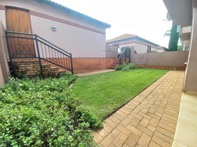Townhouse For Sale In Castleview, Germiston