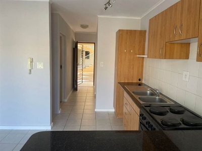 2 Bed Apartment in Sea Point, Sea Point | RentUncle
