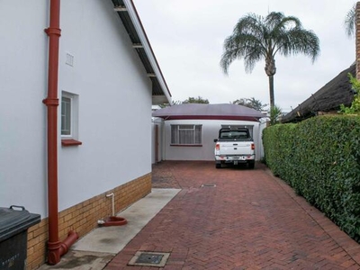 Apartment For Rent In Kilner Park, Pretoria