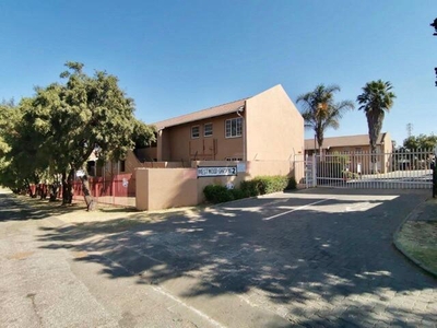 Apartment For Sale In Lindhaven, Roodepoort