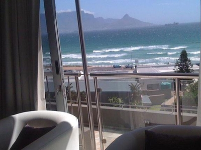Blouberg Beachfront Apartment with World's Famous Views