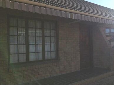 House For Rent In Grassy Park, Cape Town