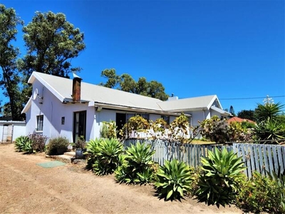 House For Sale In Croydon, Somerset West