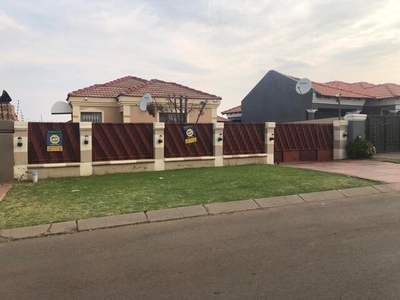 House For Sale In Roodekop, Germiston