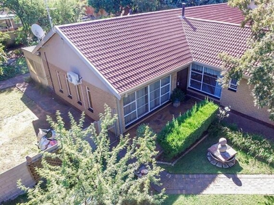 House For Sale In Universitas Ridge, Bloemfontein