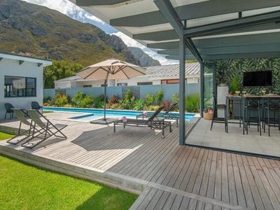 House For Sale In Voelklip, Hermanus