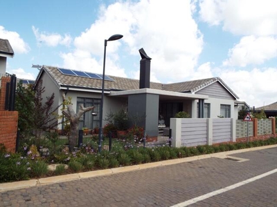 House For Sale In Waterkloof Marina Retirement Estate, Pretoria