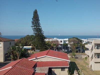 Lovely upmarket 2 bedroom Apartment in Uvongo close to the beach...!!!