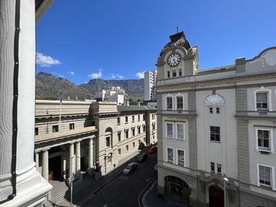 One bedroom apartment in the heart of Cape Town