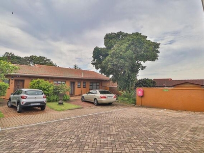 Townhouse For Sale In Scottburgh Central, Scottburgh