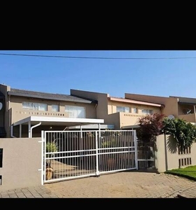 Townhouse For Sale In Welkom Central, Welkom