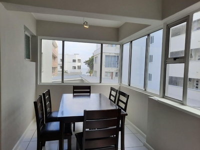 0.5 Bedroom Apartment / flat to rent in Sea Point - 4 St. Andrews Road