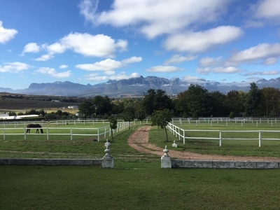 4 Bedroom Equestrian Property For Sale in Stellenbosch Farms