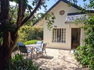 2 bedroom cottage to rent in Craighall Park