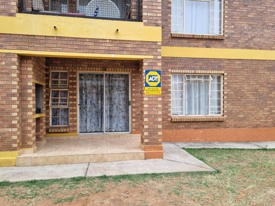 3 Bedroom Apartment Sold in Waterval East