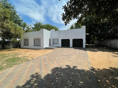 3 Bedroom Freehold To Let in Parys