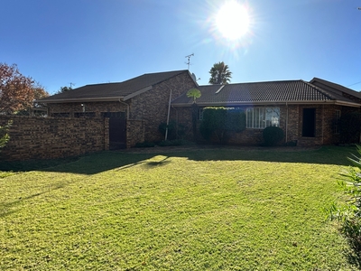 House For Sale in BOKSBURG NORTH