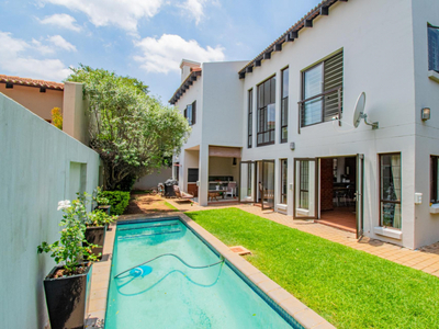 House for sale with 4 bedrooms, Waterkloof Golf Estate, Pretoria