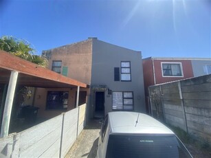 3 Bed Townhouse in Milnerton