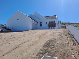 4 Bed Simplex in St Helena Views