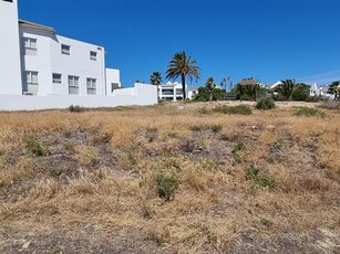 411 m² Land available in Shelley Point