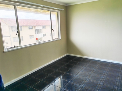 2 Bedroom Apartment For Sale in Algoa Park
