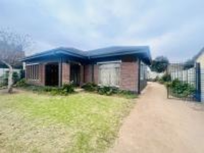 4 Bedroom House for Sale For Sale in Seshego-B - MR614316 -