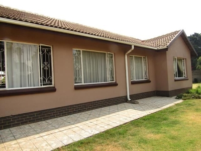 5 Bedroom House For Sale in Eastleigh Ridge